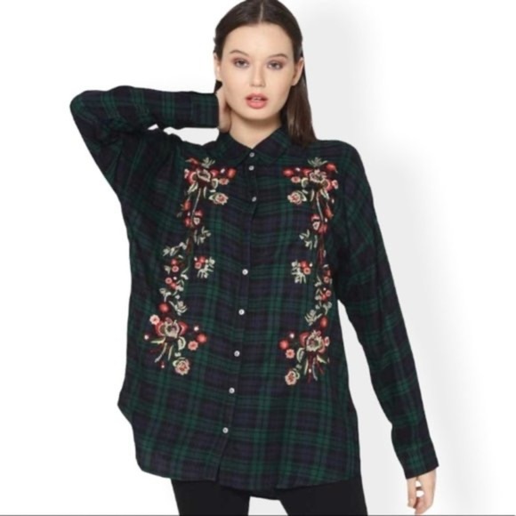 Zara Tops - Zara Embroidered Plaid Long Sleeve Shirt